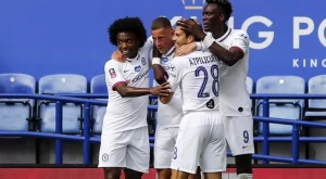 Willian Eyes Long-Term Stay at Chelsea Amid Contract Talks